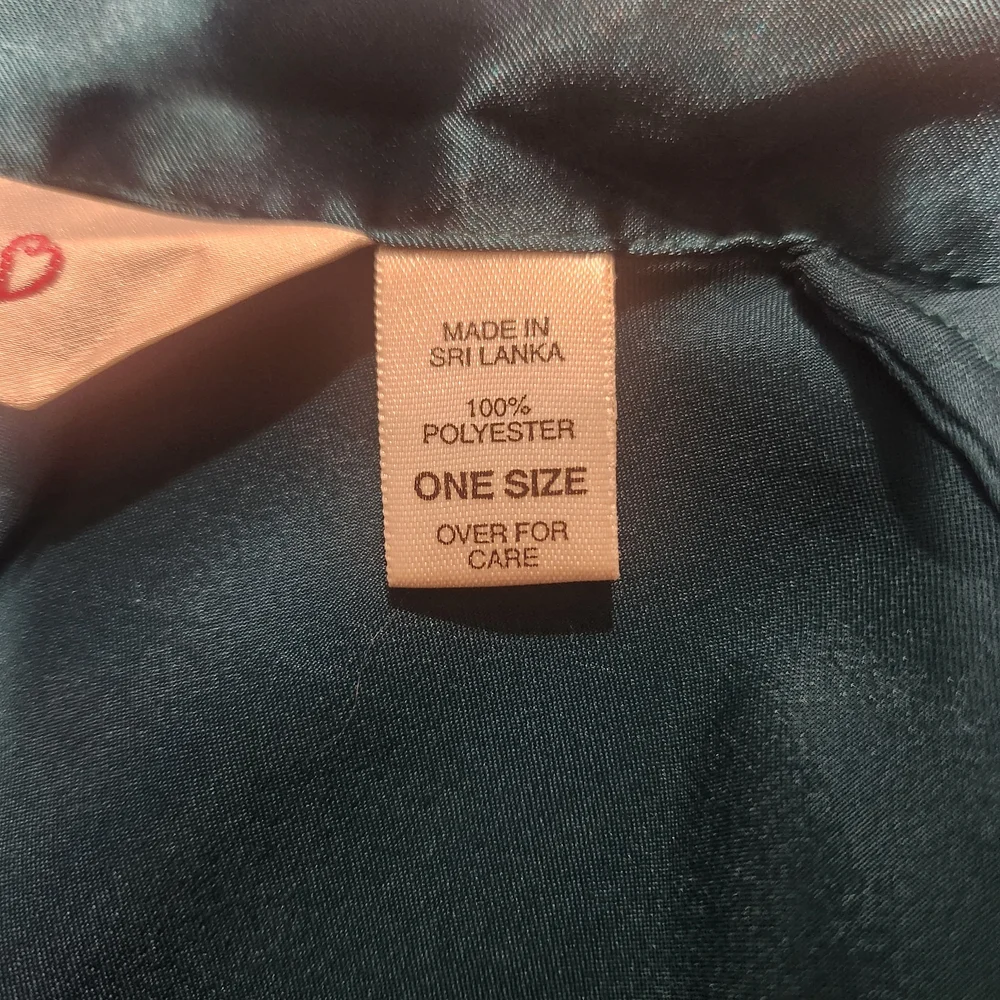 Victoria's Secret Emerald Green - Picture 7 of 8